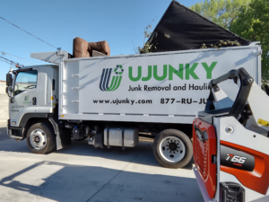 UJUNKY truck